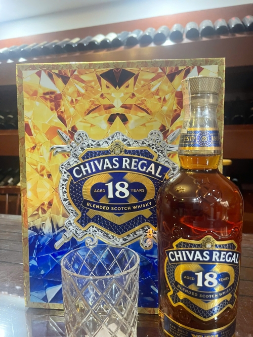 Rượu Chivas 18 Gold - Hộp quà tết 2026