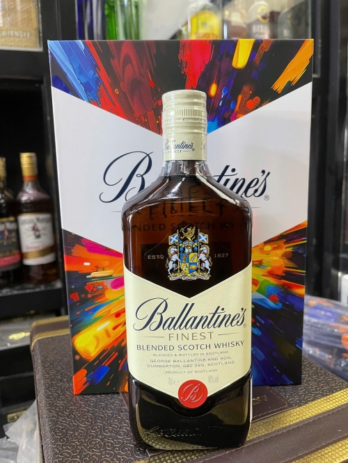 Rượu Ballantines hộp quà tết 2025